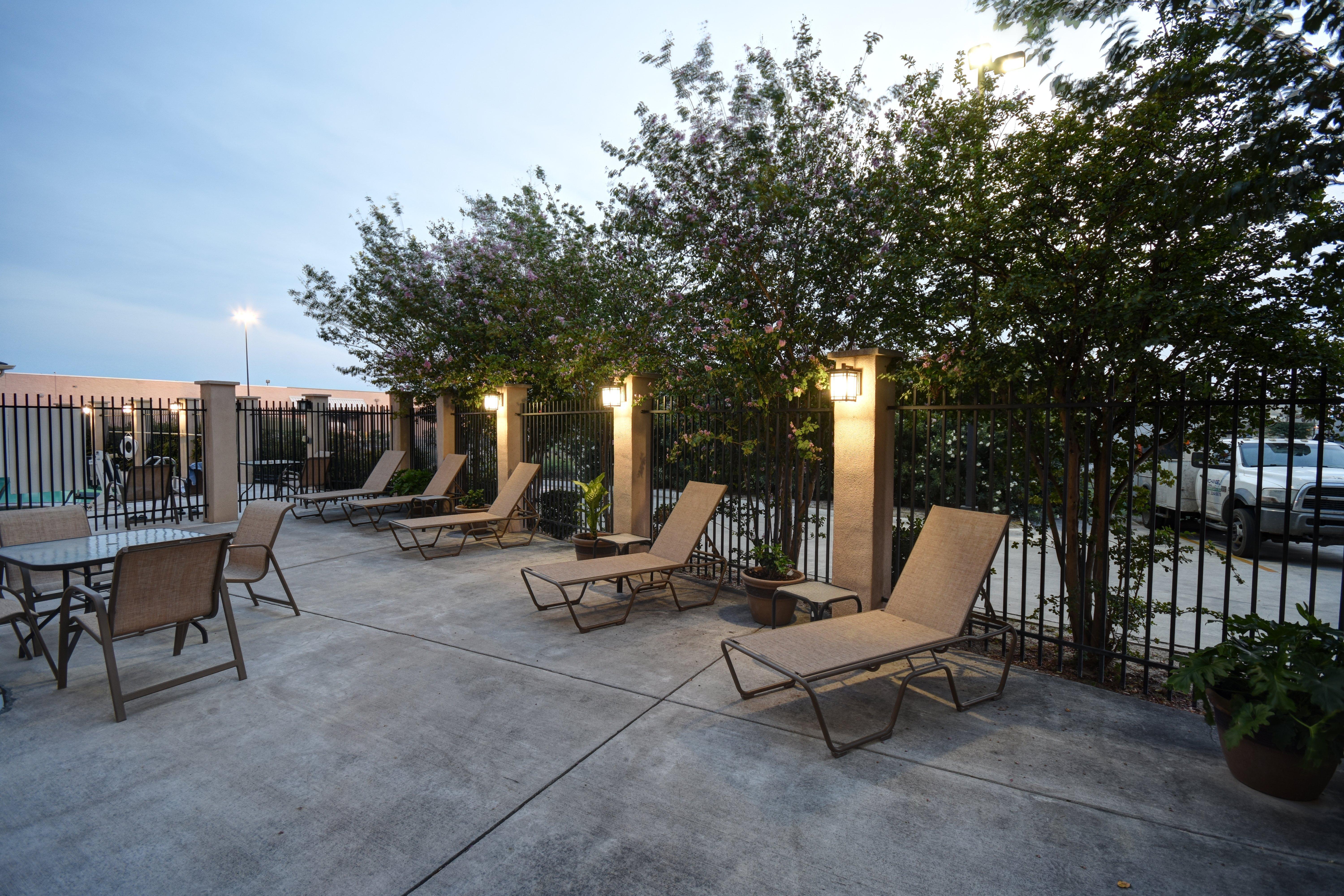 Holiday Inn Express & Suites Del Rio By Ihg Dış mekan fotoğraf