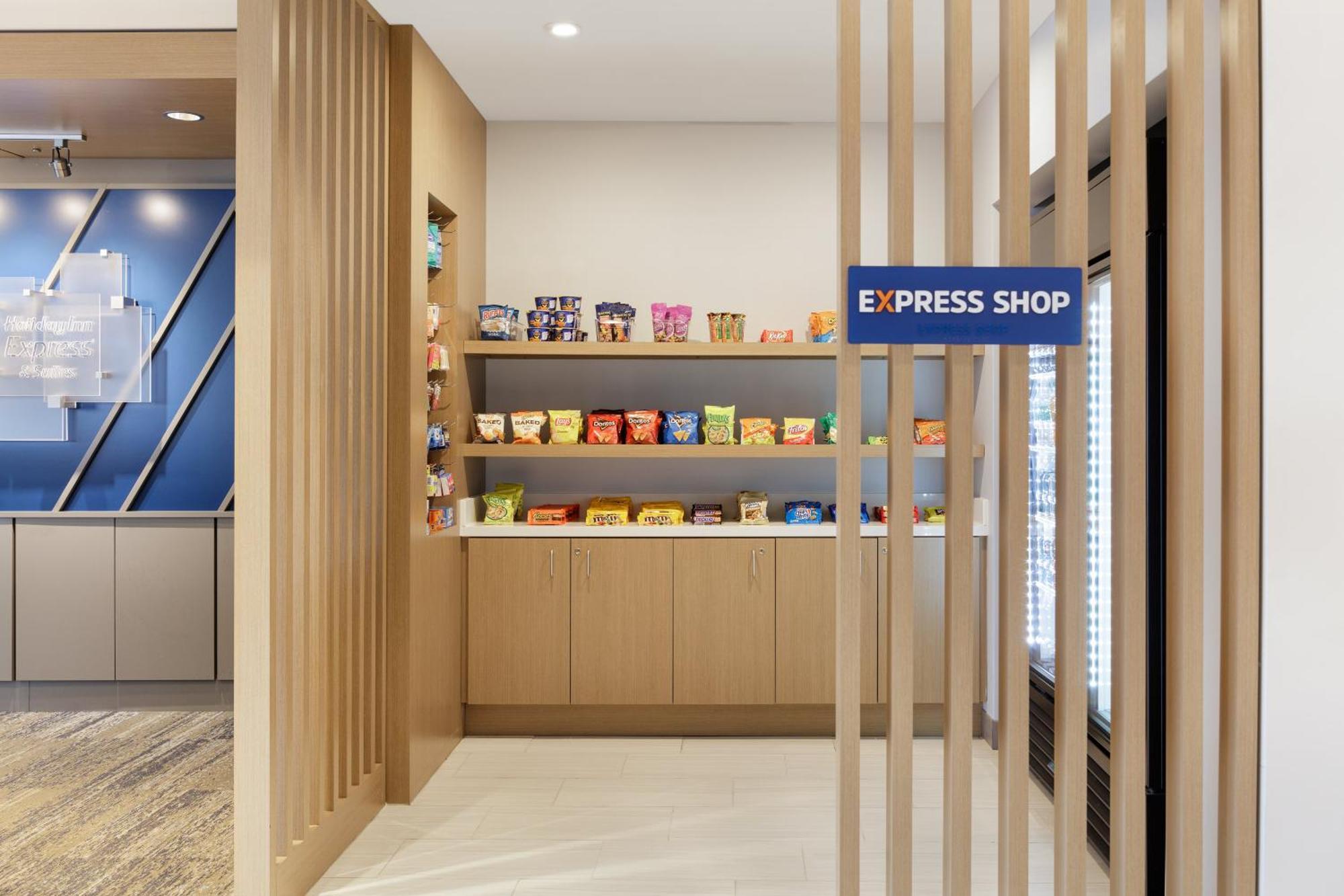 Holiday Inn Express & Suites Del Rio By Ihg Dış mekan fotoğraf