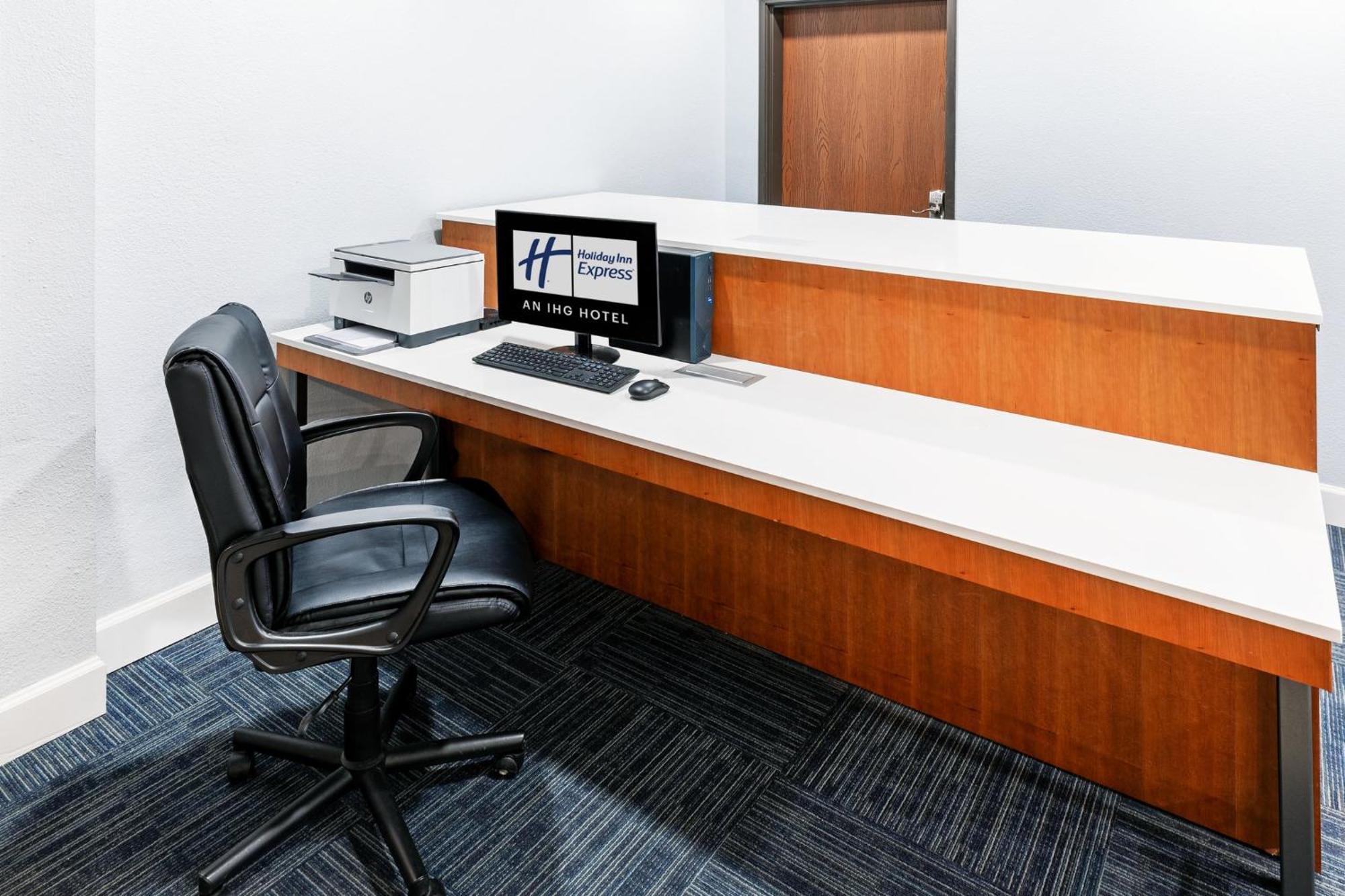 Holiday Inn Express & Suites Del Rio By Ihg Dış mekan fotoğraf