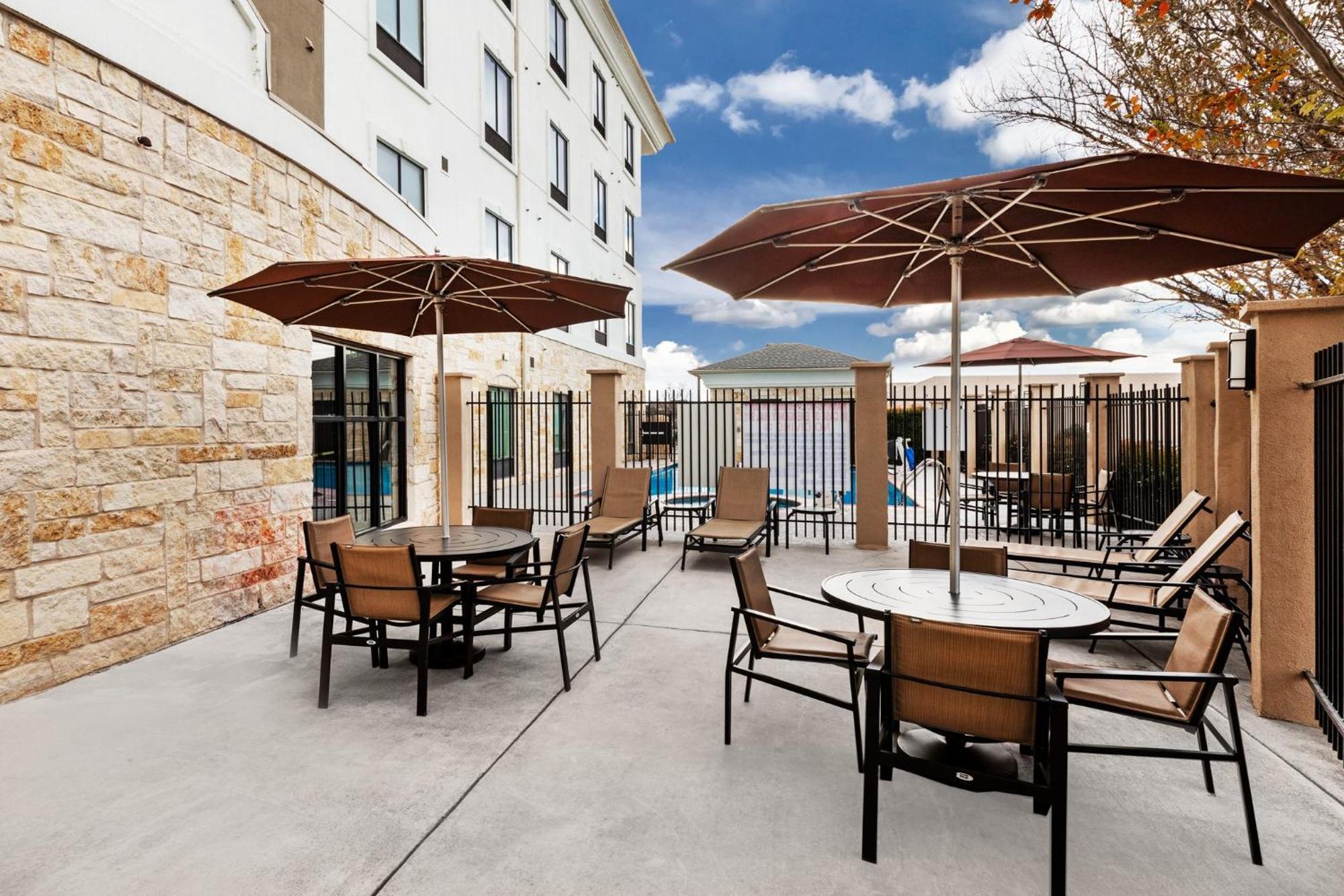 Holiday Inn Express & Suites Del Rio By Ihg Dış mekan fotoğraf