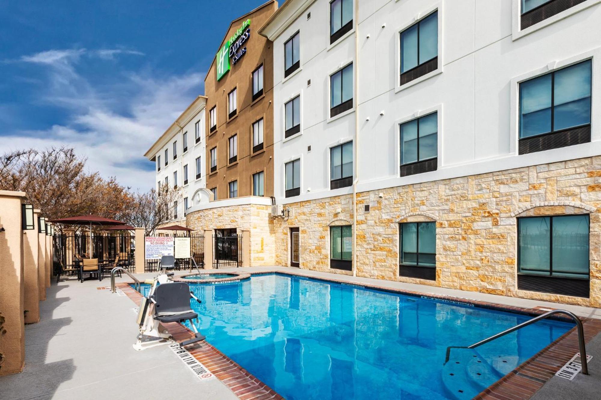 Holiday Inn Express & Suites Del Rio By Ihg Dış mekan fotoğraf