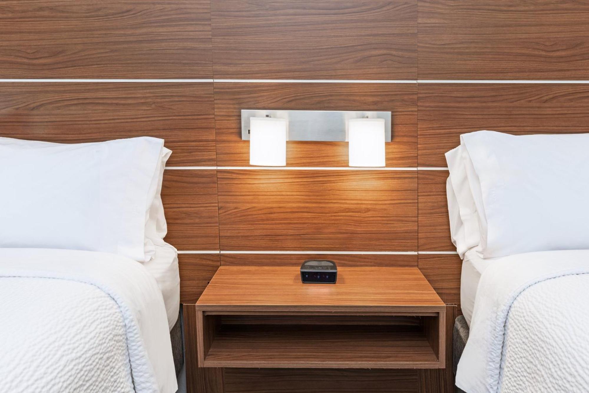 Holiday Inn Express & Suites Del Rio By Ihg Dış mekan fotoğraf