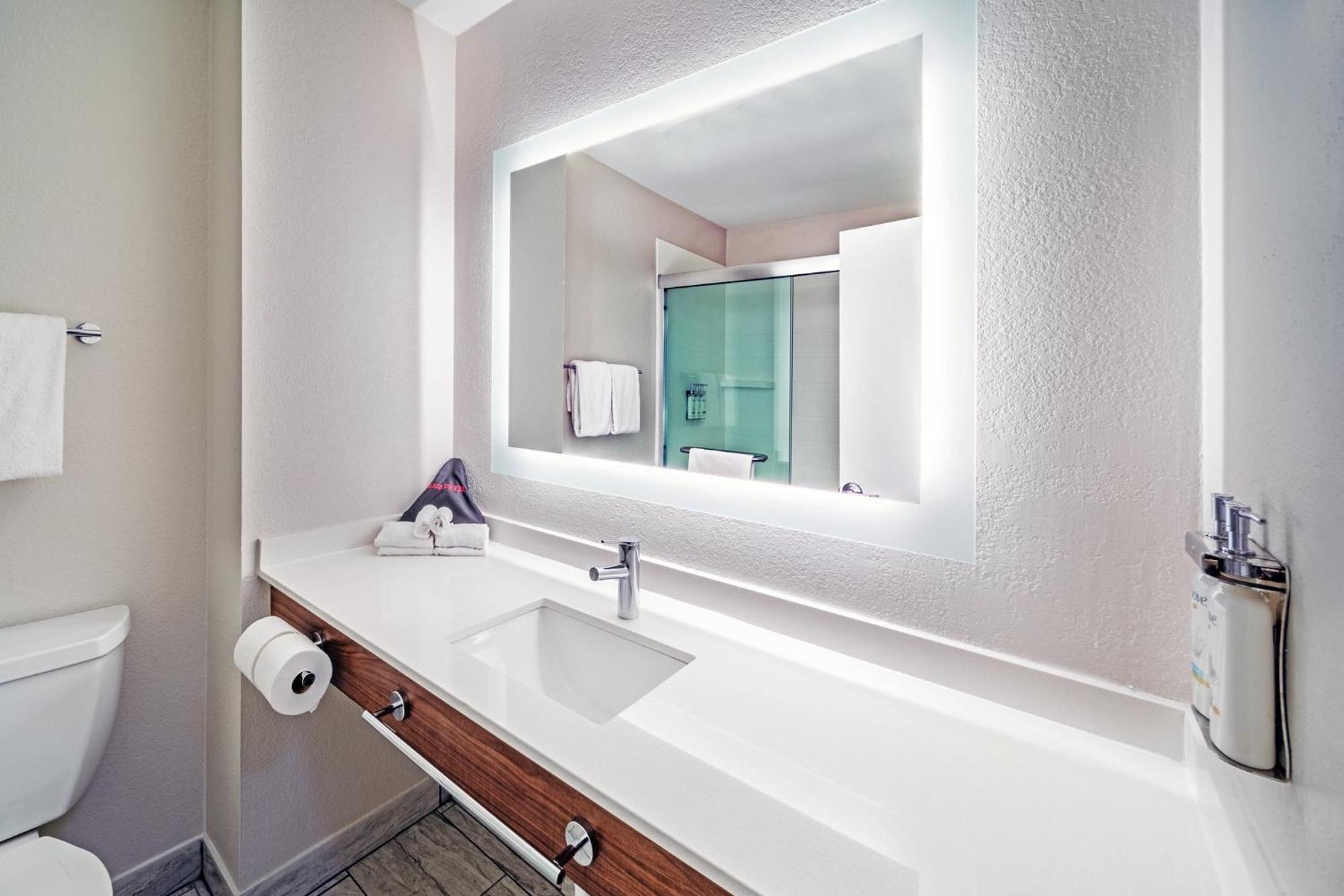 Holiday Inn Express & Suites Del Rio By Ihg Dış mekan fotoğraf