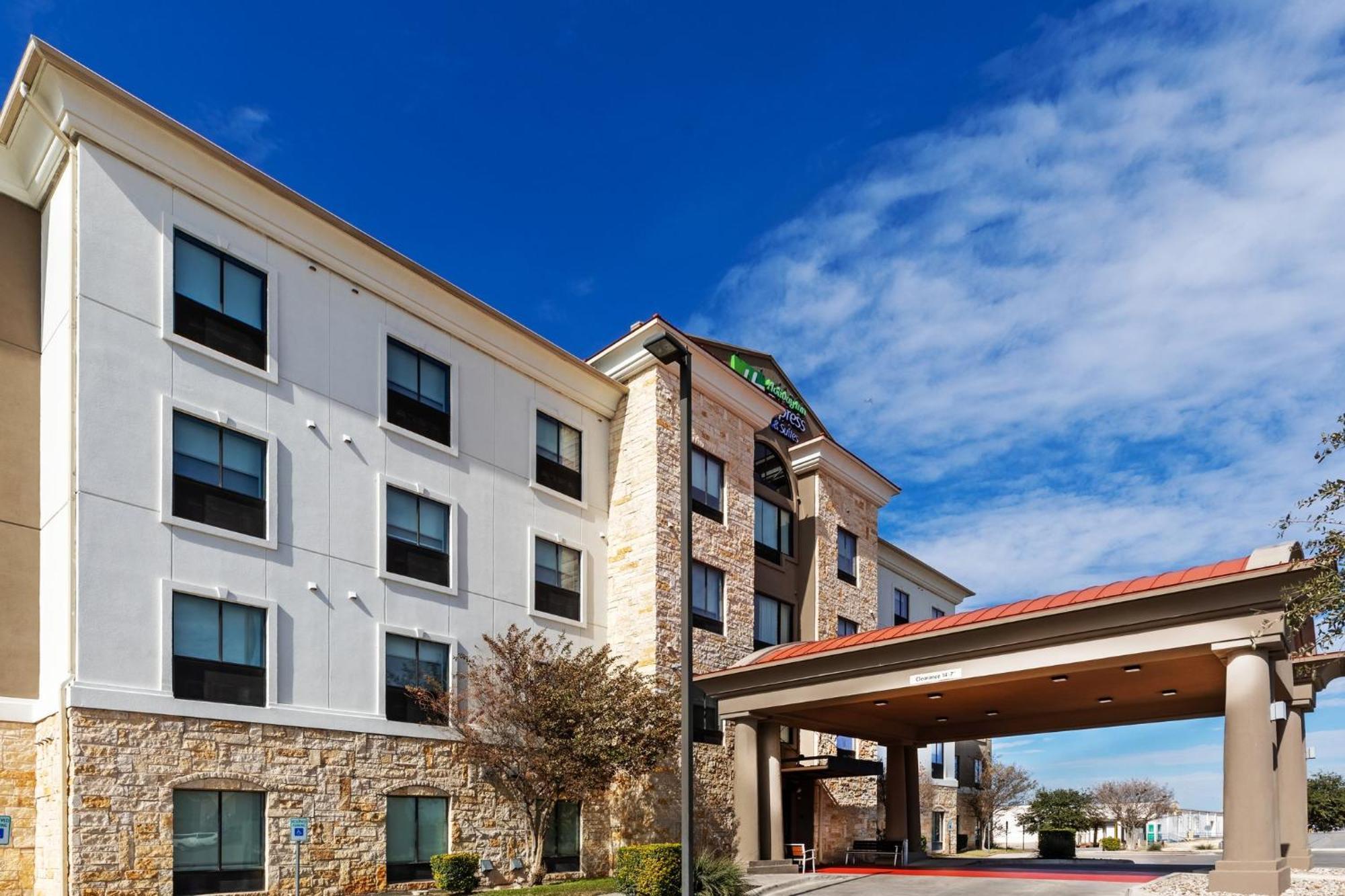 Holiday Inn Express & Suites Del Rio By Ihg Dış mekan fotoğraf