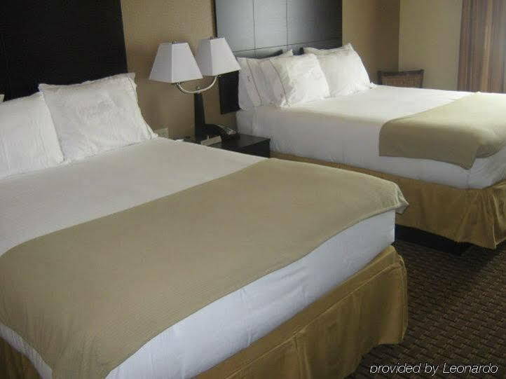 Holiday Inn Express & Suites Del Rio By Ihg Dış mekan fotoğraf